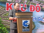 Ông Văn Hà Phong, Phó chủ tịch tỉnh Kiên Giang, phát biểu tại buổi lễ